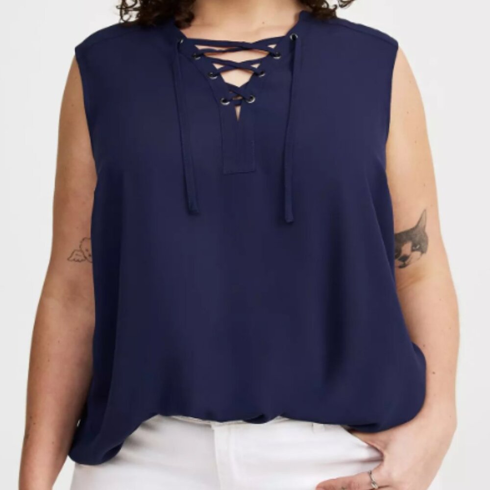 Torrid Harper Sleeveless Pullover Blouse – Peacoat | Size 1 (14/16)